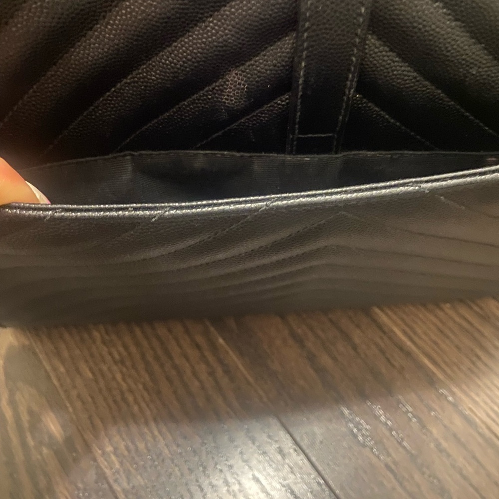 Authentic Yves Saint Laurent Black Quilted Shoulder Bag - Picture 9 of 12